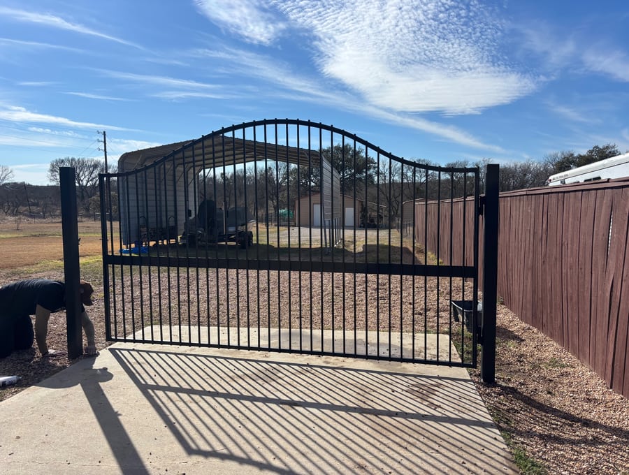 Arched driveway gate